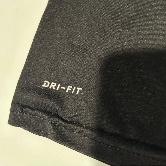 Nike T Shirt Bundle *Lot of 2* - Picture 8 of 10